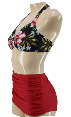 Tiki-Look Vintage Two-Piece bathing suit with flower print